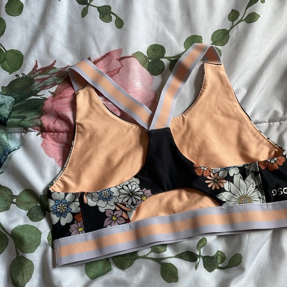 DSG Set of 2 Sports Bras - Picture 3 of 3